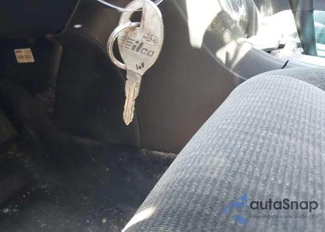 2005 Honda Accord 2.4 Lx from USA, damaged, VIN 1HGCM564X5A131044